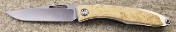 Chris Reeve Knives Mnandi Box Elder Burl inlay