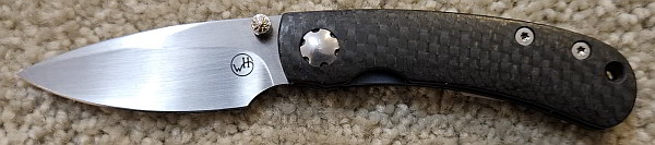 William Henry B-09 Carbon Fiber